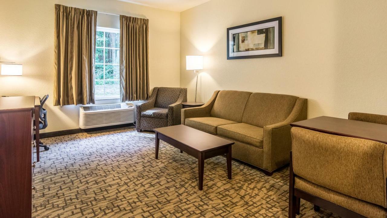 Cobblestone Hotel & Suites - Greenville Exterior foto