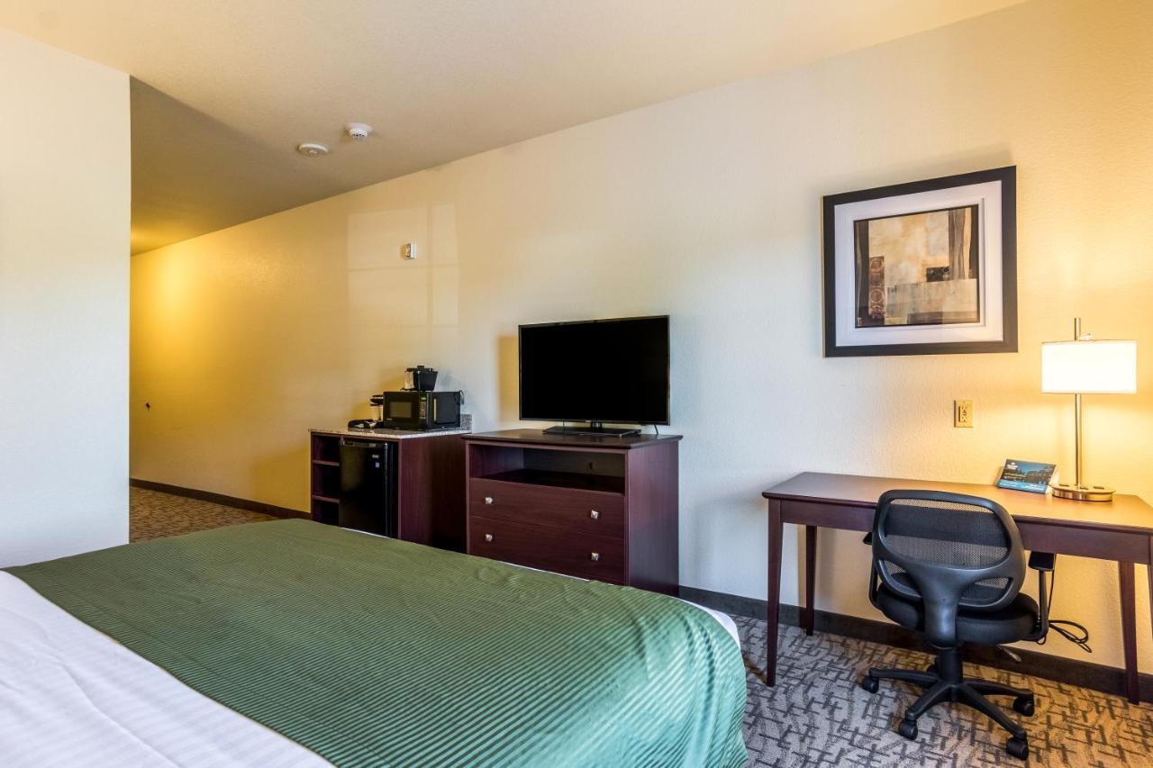 Cobblestone Hotel & Suites - Greenville Exterior foto